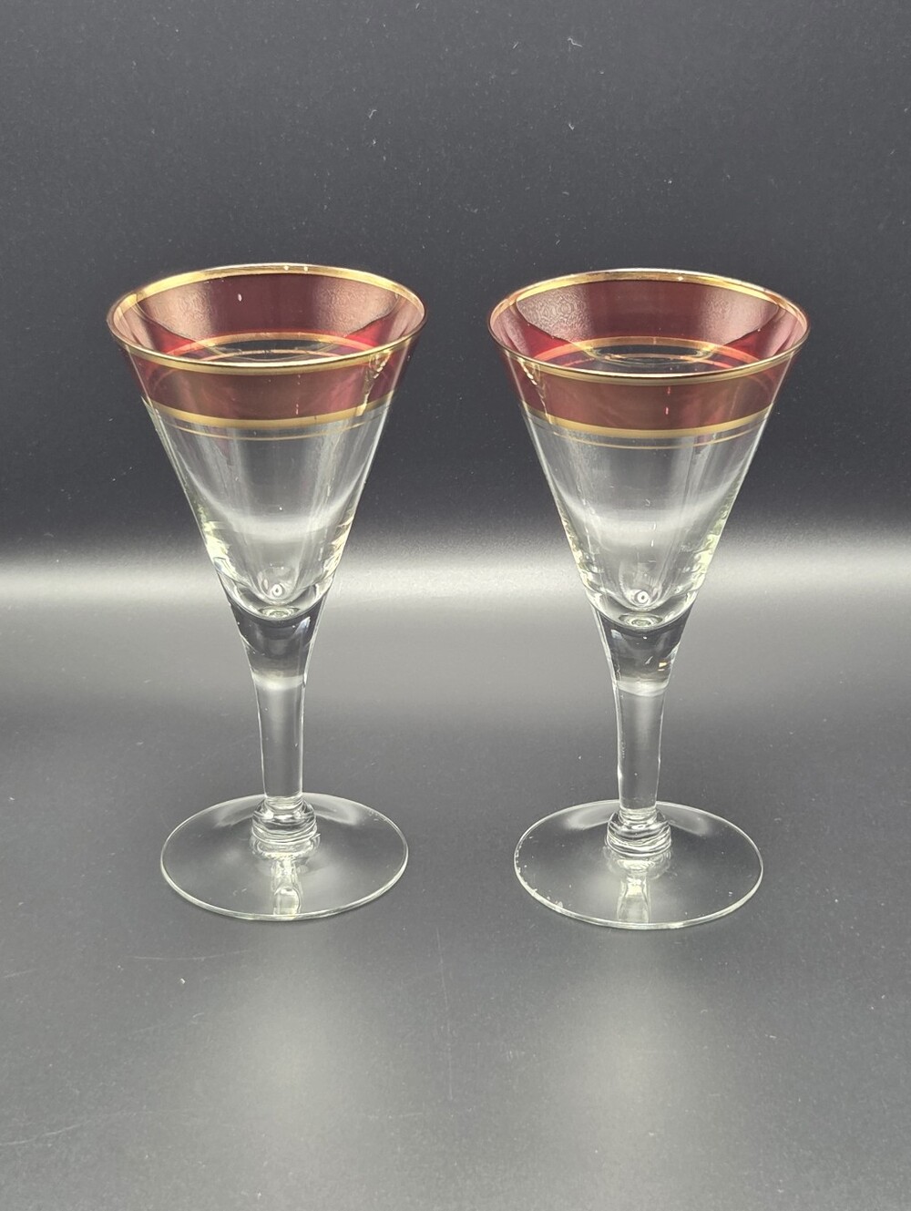 Set of 2 Vintage Red and Gold Trim Flared  Liquor‎ Glasses With Stem 5oz